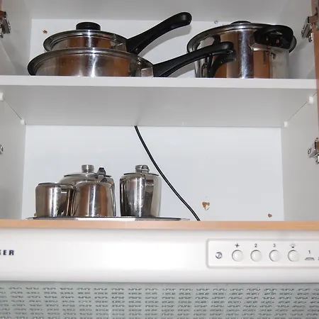 Nicos & Olympia Polis