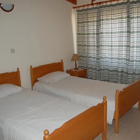 アパート Nicos & Olympia