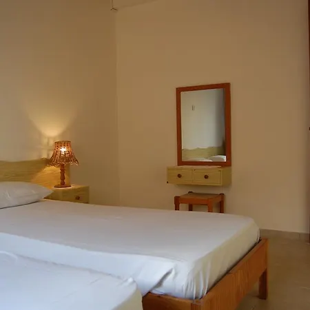 Nicos & Olympia Polis