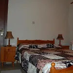 Nicos & Olympia Apartment *