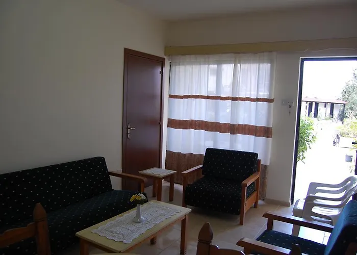 Nicos & Olympia Apartman *